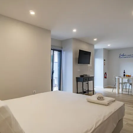 公寓 Ourico Beach *